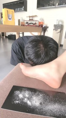 图片[3]_【沅芷大人】刮脚皮让贱狗吃掉 bf28265_HD绳艺资源