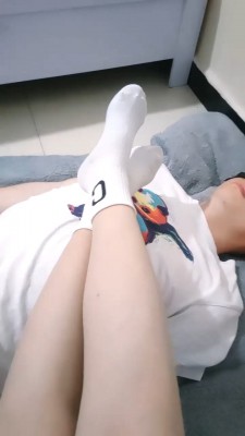 图片[7]_【闪闪S】肉丝白袜踩地毯/气味控制【完整版】 bf28228_HD绳艺资源