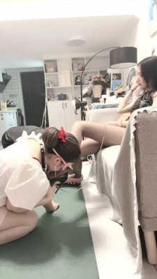 【尤物S】情侣奴-高跟黑丝全体重踩踏/转胯骑马【完整版】 bf28194_HD绳艺资源