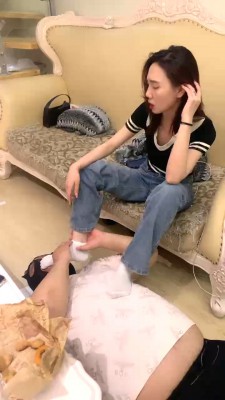 图片[4]_【术术】夜跑后原味白袜裸足让狗舔 bf28216_HD绳艺资源