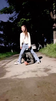 图片[9]_【伊晨】户外遛狗-骑马爬行/舔脏鞋底/转胯 bf28235_HD绳艺资源