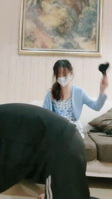 图片[4]_【芹泽蕾拉】萝莉主首调狗/骑马坐垫/裸足狂舔  JS23051206_HD绳艺资源