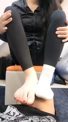 图片[10]_【素人星探】贝壳头白袜踩踏/脚深喉/踩狗头/臭脚捂脸 bf28260_HD绳艺资源