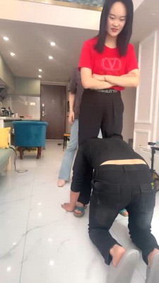 图片[4]_【阿昆】双学生S转胯爬行/裸足臭脚捂脸 bf28189_HD绳艺资源