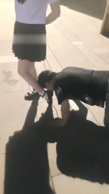 图片[3]_【欣欣】深夜户外调-狗链遛狗爬行/骑脖子/吃袜子转胯【完整版】 bf28455_HD绳艺资源