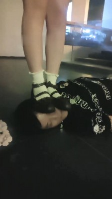 图片[8]_【欣欣】深夜户外调-狗链遛狗爬行/骑脖子/吃袜子转胯【完整版】 bf28455_HD绳艺资源