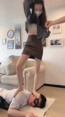 图片[5]_【万一】生活化调-坐垫伺候/全体重踩踏/脚喂酸奶/高跟插嘴 bf28424_HD绳艺资源