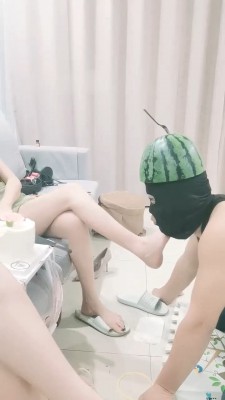 图片[10]_【千寻】姐妹花玩弄家奴-闻臭鞋/脚喂食/滴蜡 bf28444_HD绳艺资源