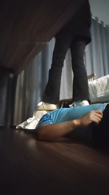 图片[3]_【黑狗】素人学生主骑马/全体重踩踏/穿鞋提档 bf28451_HD绳艺资源