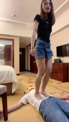 图片[7]_【盖洛】开发新狗-骑马坐脸/全体重踩踏/裸足狂舔深喉 bf28463_HD绳艺资源