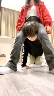 图片[2]_【海绵大大】学生主玩狗-白袜捂脸/坐头窒息/全体重踩踏 bf28393_HD绳艺资源