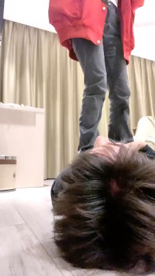 图片[3]_【海绵大大】学生主玩狗-白袜捂脸/坐头窒息/全体重踩踏 bf28393_HD绳艺资源