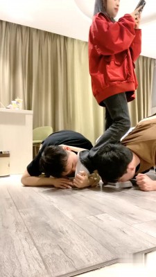 图片[5]_【海绵大大】小白鞋女神VS双M-转胯骑马/丝袜塞嘴数据线抽 JS23051710_HD绳艺资源