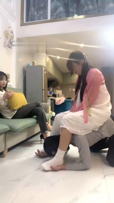 图片[6]_【阿昆】带汉服素人闺蜜玩狗-骑马转胯/高跟踩踏/闻素人白袜 bf28472_HD绳艺资源