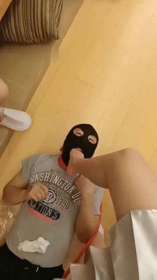 图片[12]_【金桔小主】5S群调群踩/遛狗骑马/虐乳钻胯/深喉/强迫升水 bf28365_HD绳艺资源