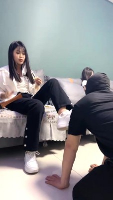 图片[9]_【精神小妹】4S素人学生主-脚踩喂食/裸足舔酸奶/引导管喝圣水 bf28368_HD绳艺资源