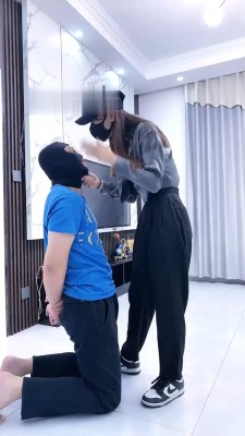 【美娜格格】连环耳光/AJ踢踹/捏狗舌/鞋插嘴/踩踏骑马 bf29259_HD绳艺资源