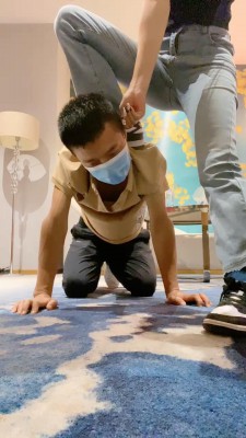 图片[6]_【海绵大大】牛仔小妹胯下辱/鞋底喂食/全体重踩头踩背 bf29198_HD绳艺资源