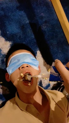 图片[9]_【海绵大大】牛仔小妹胯下辱/鞋底喂食/全体重踩头踩背 bf29198_HD绳艺资源