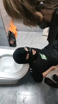 图片[6]_【楼遥】偷舔主人脚被发现-抓厕所虐/口水浓痰/圣水【完整版】 bf29251_HD绳艺资源