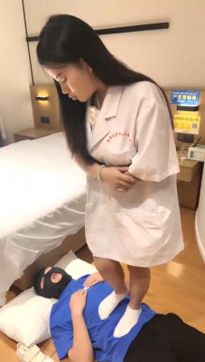 图片[9]_【伊诺】护士小姐姐玩病人-小白鞋白袜-踩踏坐脸窒息 bf29416_HD绳艺资源