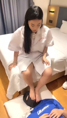 图片[10]_【伊诺】护士小姐姐玩病人-小白鞋白袜-踩踏坐脸窒息 bf29416_HD绳艺资源