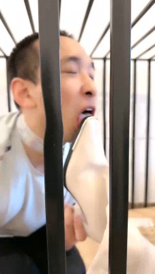 图片[5]_【奈奈生】高跟黑丝诱惑-关狗笼/喝圣水/高跟踩 bf29306_HD绳艺资源