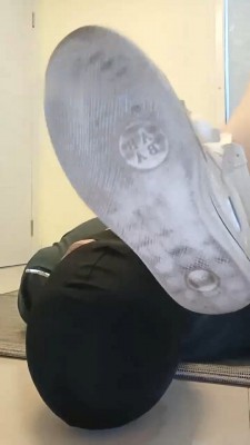 图片[4]_【安静大大】双S-舔脏鞋底/全体重踩踏/闻原味袜/头顶鞋子 bf29436_HD绳艺资源