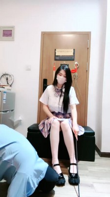 【甜心教主】学院风S-训练/舔脚趾/转胯爬行/坐脸窒息/白丝塞嘴 bf29299_HD绳艺资源