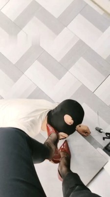 图片[13]_【辣姐】磕头求虐/骑马转胯/赏赐圣水/闻黑袜  JS23061105_HD绳艺资源