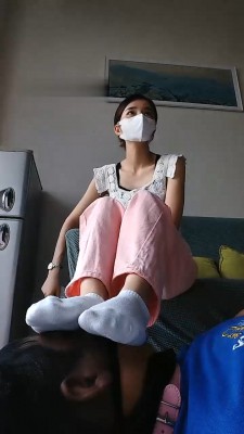 图片[6]_【多多】脚下的快乐-转胯.运动鞋全体重踩踏/掐肉/棉袜捂脸 bf29341_HD绳艺资源