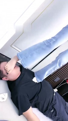 图片[9]_【麋鹿银儿】运动鞋白袜全体重踩踏/插嘴/伺候洗脚/脚窒息 bf29291_HD绳艺资源