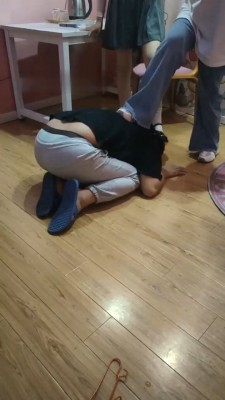 图片[8]_【最抗揍】开发双学生S-耳光踩踏/踢踹/磕头求饶/转胯 bf29513_HD绳艺资源