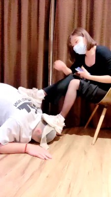 图片[2]_【莫妮卡】小白鞋白袜-提档/踩碾压/闻舔/骑狗背 bf29534_HD绳艺资源