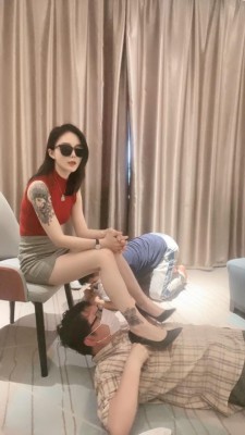 图片[6]_【筱月】犬化训练双奴-高跟虐乳/踢裆坐垫/喂吃浓痰 bf29471_HD绳艺资源