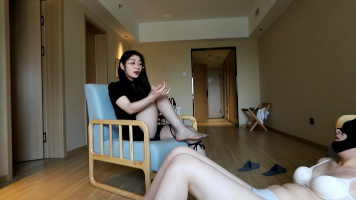 图片[16]_【冷凝s】直接圣水丝足插嘴踹裆虐母狗_HD绳艺资源