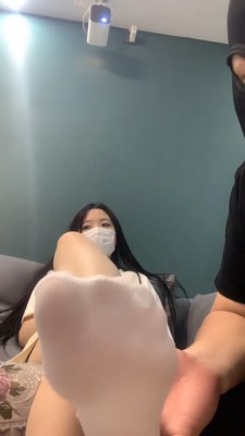 图片[9]_【橙宝】5S学生主-轮流舔鞋骑马转胯/脚踩喂食/气味羞辱 bf30594_HD绳艺资源