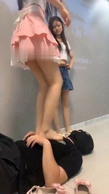 图片[11]_【橙宝】5S学生主-轮流舔鞋骑马转胯/脚踩喂食/气味羞辱 bf30594_HD绳艺资源