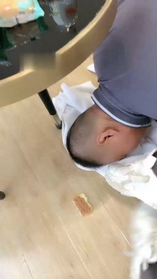 图片[8]_【陈甜女蒂】小白鞋黑丝脚踩口吐喂食 bf30510_HD绳艺资源