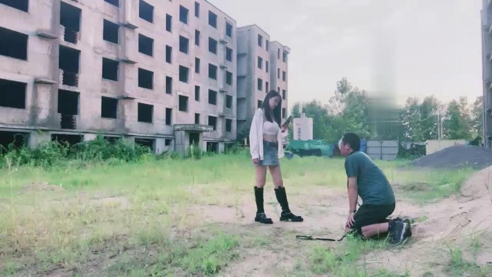 【艺术训练视频】【宸宸】囚禁户外飞踹/强迫吃泥土_HD绳艺资源