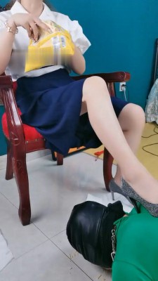 图片[7]_【魔鬼天使】伺候主人下班-咀嚼嘴洗丝袜/骑马_HD绳艺资源