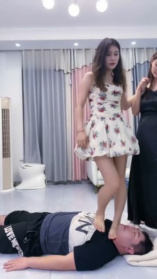 图片[3]_【麋鹿银儿】双S-高跟裸足全体重踩踏/骑马/舔脚伺候洗脚_HD绳艺资源