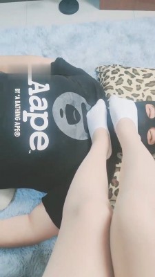 【萌宝儿】短白棉袜全体重踩踏_HD绳艺资源