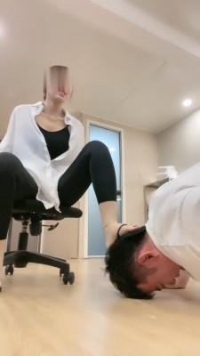 【辣妈】瑜伽裤S-重度揪耳朵/耳光抽_HD绳艺资源