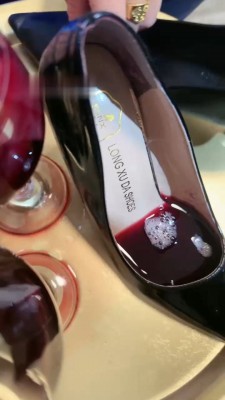 图片[5]_【甜心教主】致命诱惑-红酒配高跟-口水咀嚼袜子_HD绳艺资源