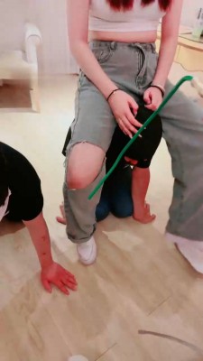 图片[9]_【甜心教主】双S双M-拖鞋塞嘴重度训练/骑马/运动鞋踩踏/喝圣水_HD绳艺资源