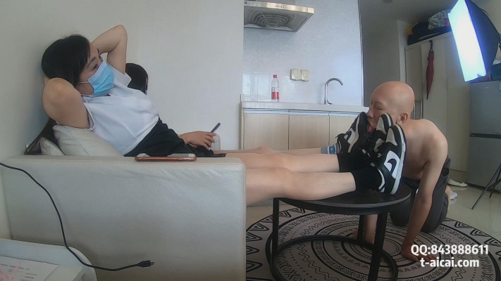 图片[11]_【素人S】开发足浴店姐姐上门《双人耐克板鞋羞辱2》_HD绳艺资源