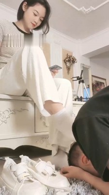 图片[2]_【夏夏呀】白袜裸足原味脚踩脚垫 B2198_HD绳艺资源