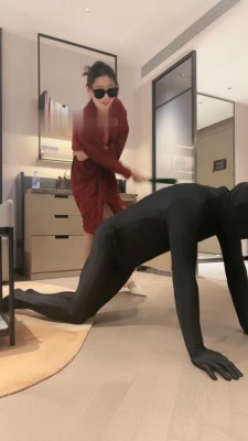 图片[5]_【沅芷大人】家奴起床必修课/当化妆凳/鞋底耳光sp_HD绳艺资源
