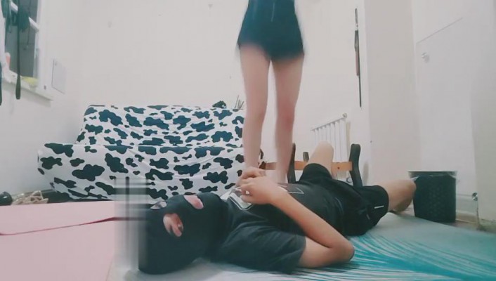 图片[5]_【萤火大人】白棉袜踩踏捂脸/深喉/腿绞掐脖窒息_HD绳艺资源